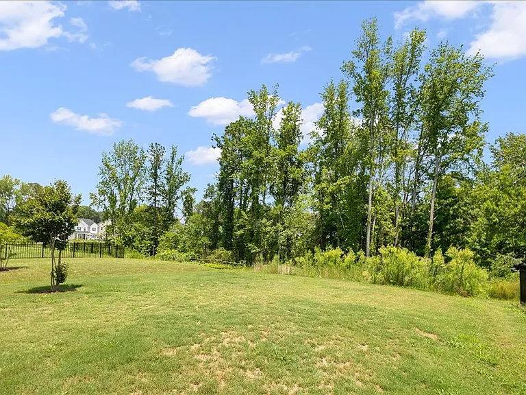 5914 Woodlawn Dr — Photo 41