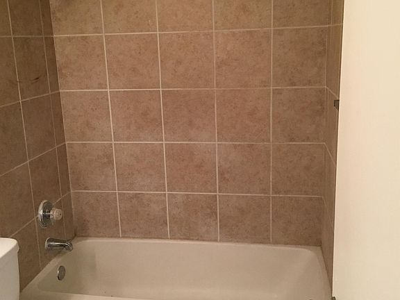 2nd image of 1810 E Blacklidge Dr APT 409