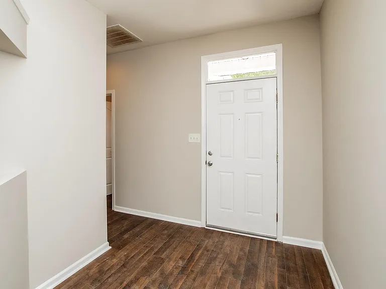 4018 Far West Dr — Photo 4