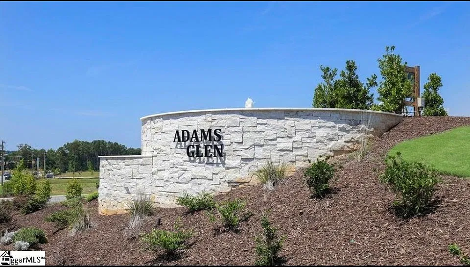 4 bed, 2445 sqft, $2,700 — Photo 3