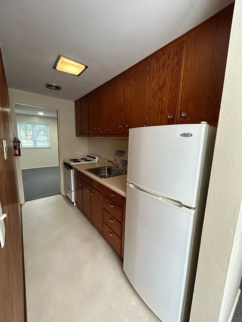 1 bedroom, 1 bathroom apartment — Photo 3