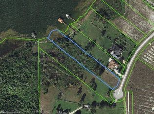 227 S Bear Pointe Dr, Lake Placid, FL 33852