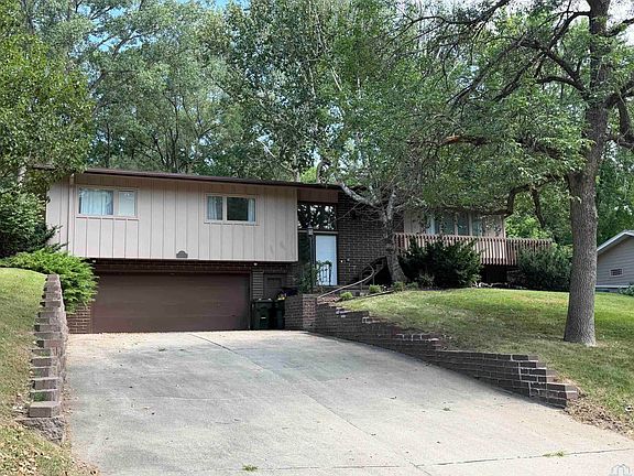 2nd image of 4708 Perry Way