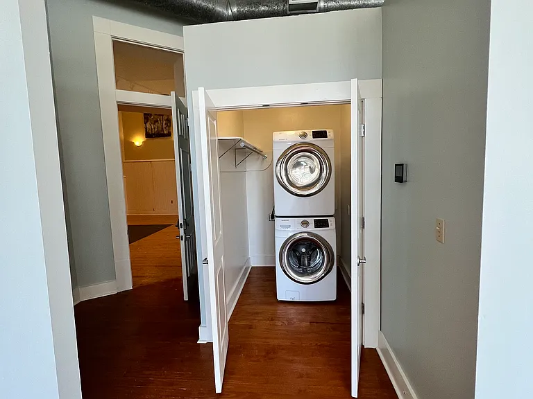 715 Sherman St #10 — Photo 11