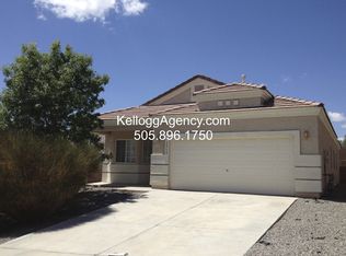5519 Fence Lake Dr NE, Rio Rancho, NM 87144