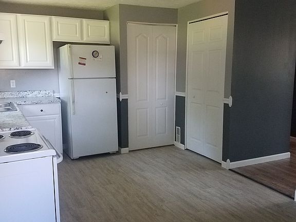 5th image of 2436 Sullivan Ct