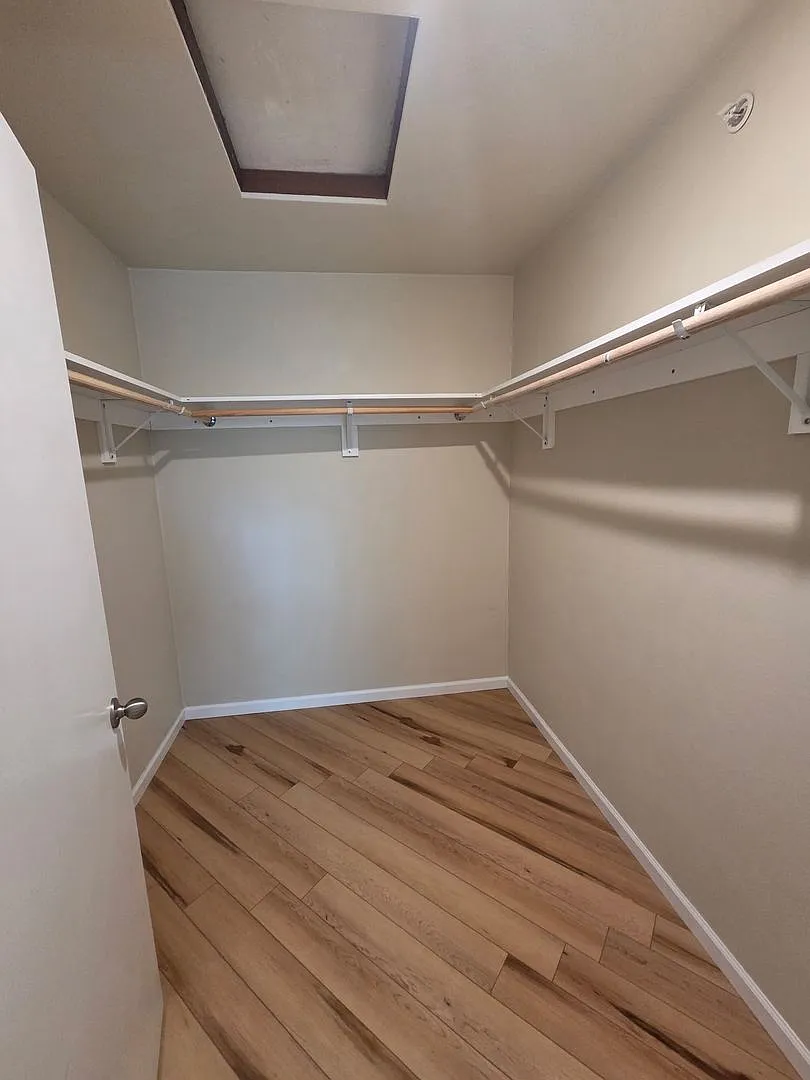 Eastridge Dr, 4417 — Photo 4