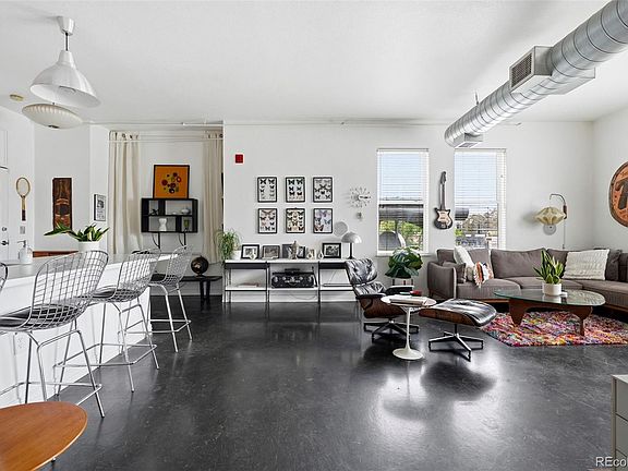 5th image of 277 N Broadway #209