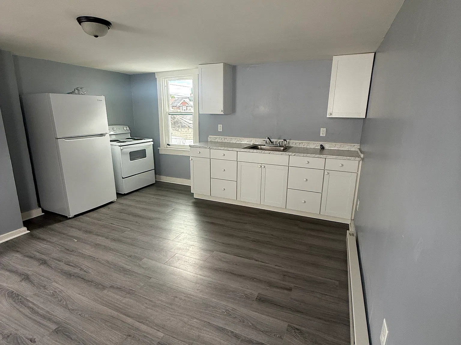 1 bed, $825 — Photo 3