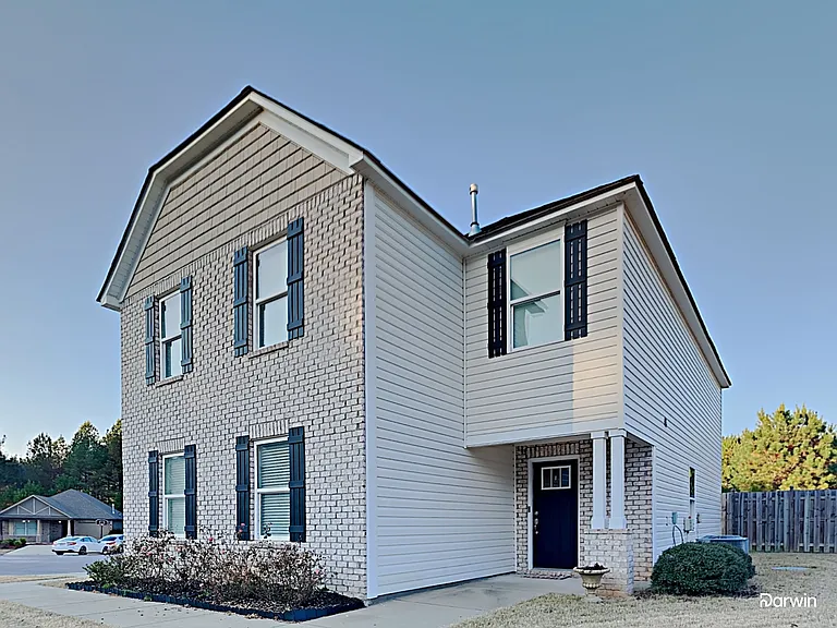 330 Reed Way — Photo 1