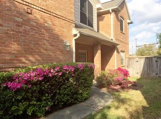 1139 Enclave Sq E, Houston, TX 77077