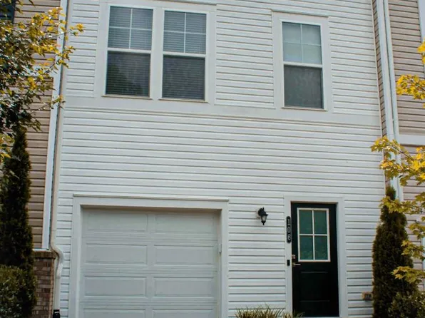 106 Huff Dr, Stafford, VA 22554