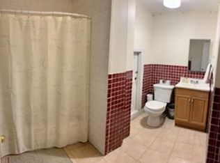 471 Commonwealth Ave APT 4R, Boston, MA 02215