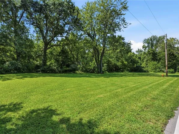 13409 & 13411 Kemper Ave, Independence, MO 64050