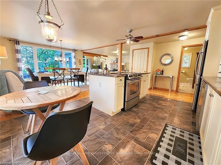 303 Isthmus Bay Rd — Photo 11