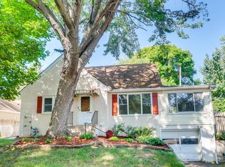 511 19th Ave N, South Saint Paul, MN 55075