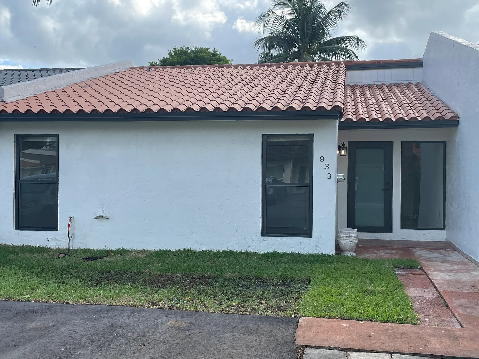 3 bed, 1248 sqft, $2,900 — Photo 2