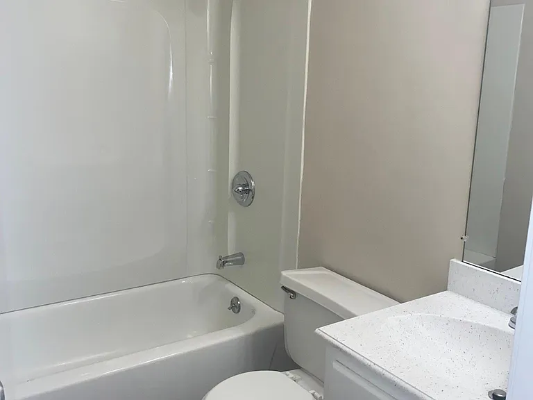 9918 N Cherry Dr — Photo 8