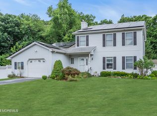 7 Mulberry Ct, Jackson, NJ 08527