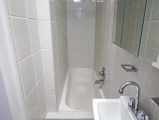 Rented by Compass | media 9