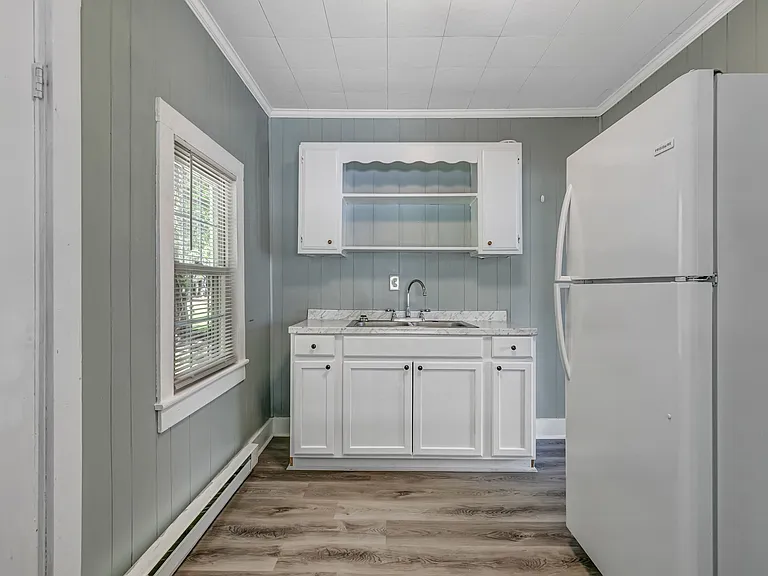 6225 Driftwood Ln — Photo 8