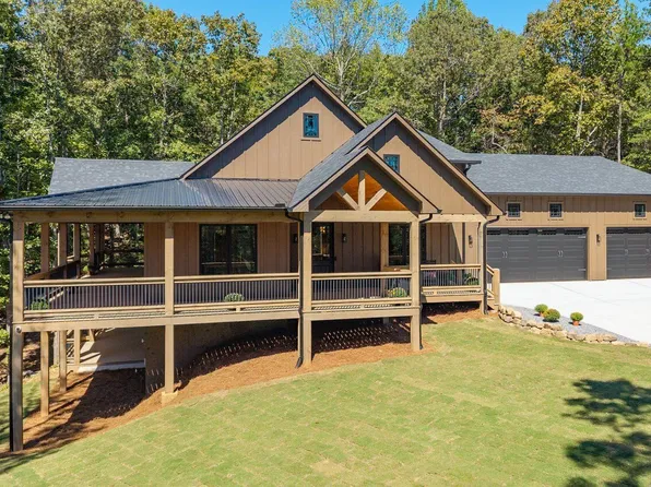 762 Town Creek Rd, Talking Rock, GA 30175
