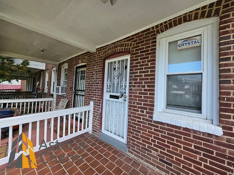 1418 N Dukeland St — Photo 2