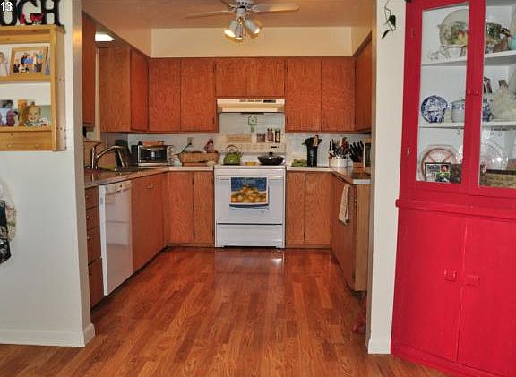 3rd image of 602 Donald St #1