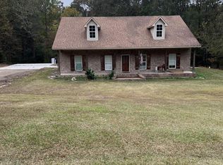 1465 Morrison Dr, Raymond, MS 39154