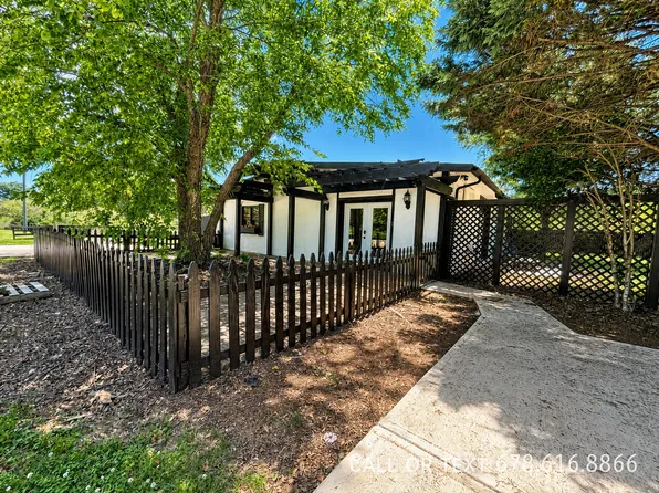 3130 Bold Springs Rd NW #B, Monroe, GA 30656