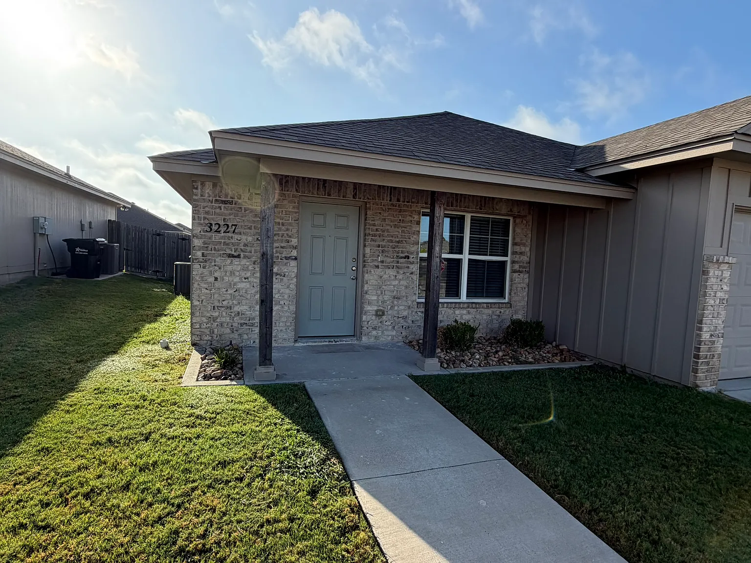 1 bed, 767 sqft, $1,150 — Photo 1