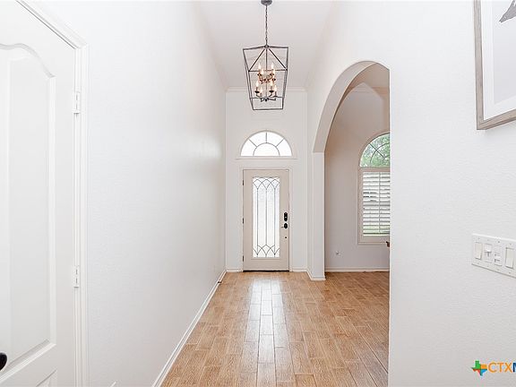 2nd image of 410 Auburn Hl