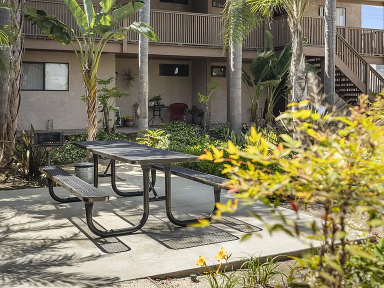 Picnic area at Bay Breeze Apartments in Costa Mesa, CA