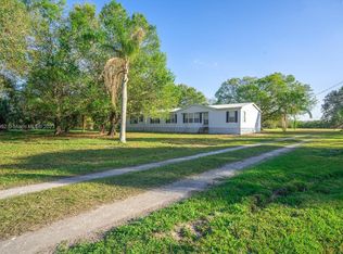 2425 Evans Rd, Labelle, FL 33935