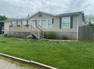 3387 Howells Mill Rd, Ona, WV 25545