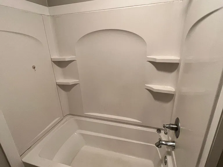 810 S Madison Dr — Photo 5