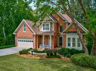 2825 Northern Oak Dr, Cumming, GA 30041