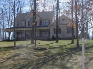 113 Franklin Oaks Dr, Butler, PA 16001