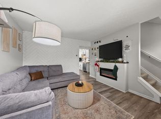 696 Keys View Ct, Columbus, OH 43085