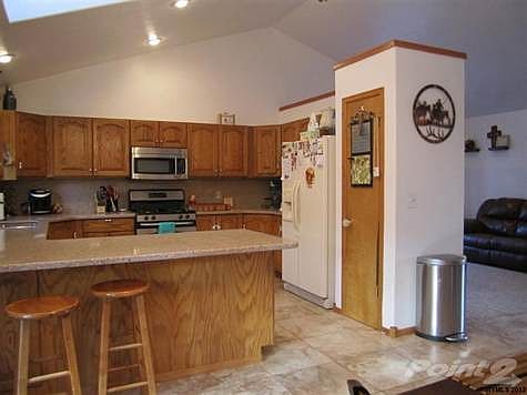 5th image of 1008 Rosewood Dr