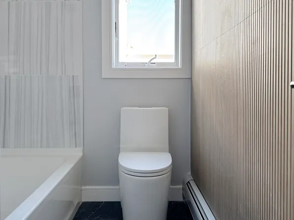 29 Carlton Avenue image 21 of 32