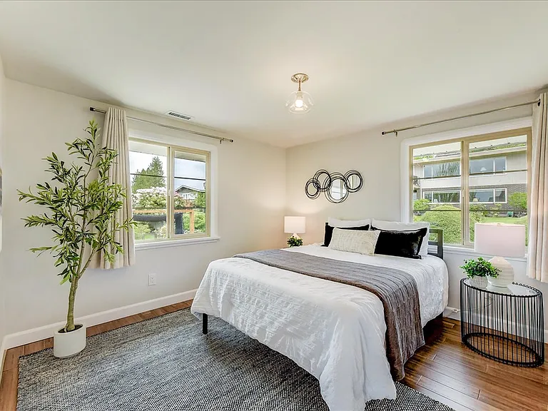 3228 57th Ave SW — Photo 14