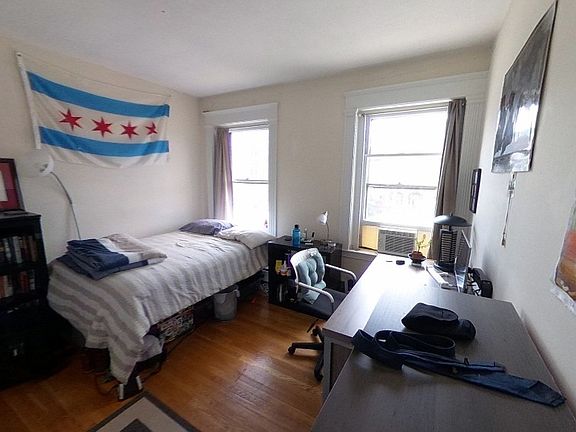 3rd image of 503 Park Dr APT 4