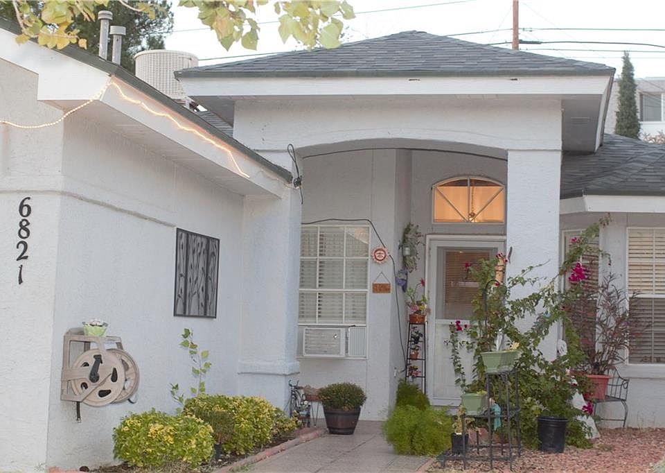 1st image of 6821 Canyon View Ln