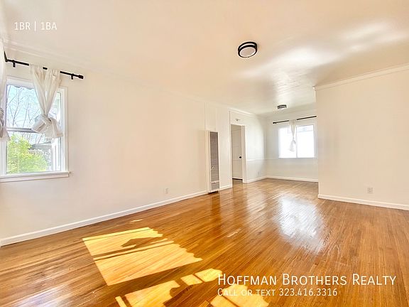 3rd image of 4125 W Adams Blvd #A