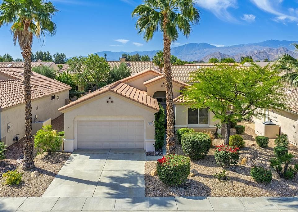 1st image of 78607 Palm Tree Ave
