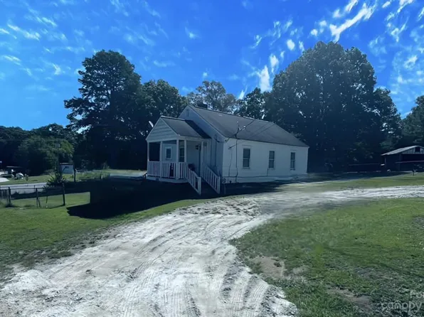 552 6th St, Chester, SC 29706