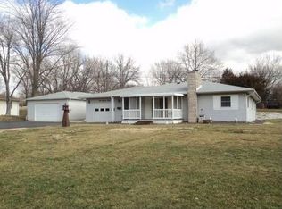 160 N 33rd St, Decatur, IL 62521