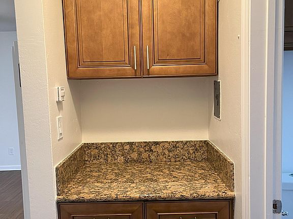 4th image of 552 D St APT 26