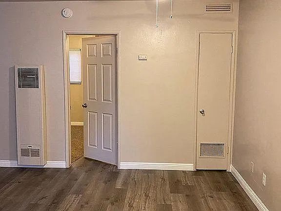 351 E Rossellen Pl #8 — Photo 9